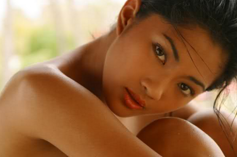 Daya Tarik Wanita Asia